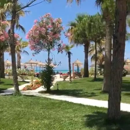 Boo Yah アパート